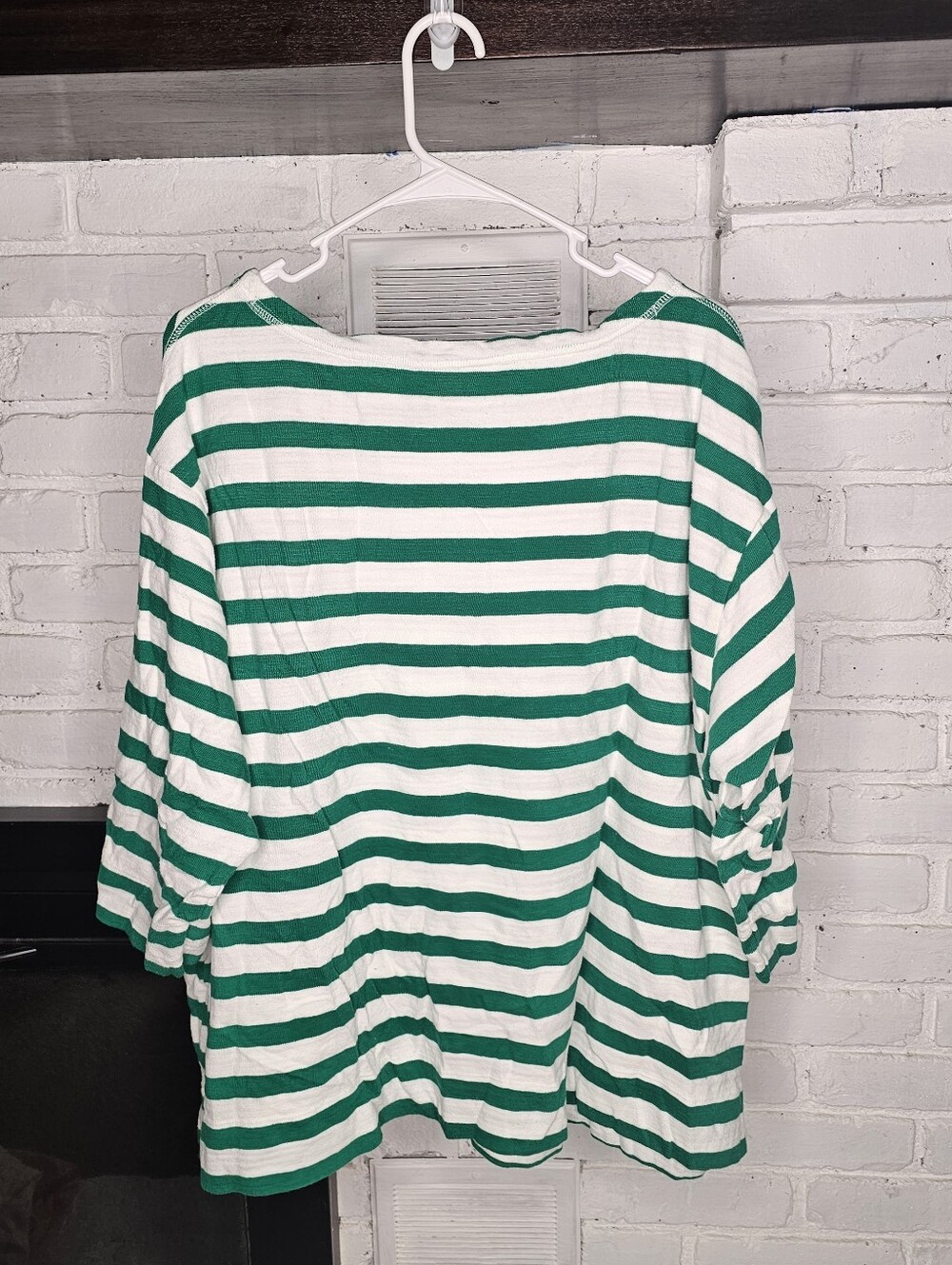 22/24 Lane Bryant Green & White Striped Boatneck Long Sleeve Top